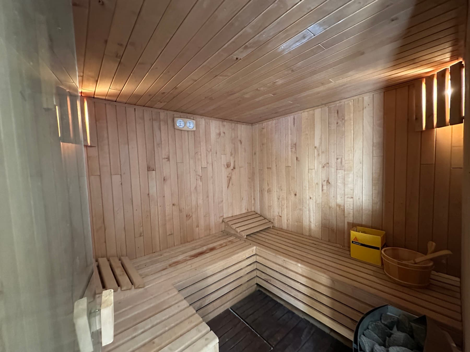 Sauna avec douche