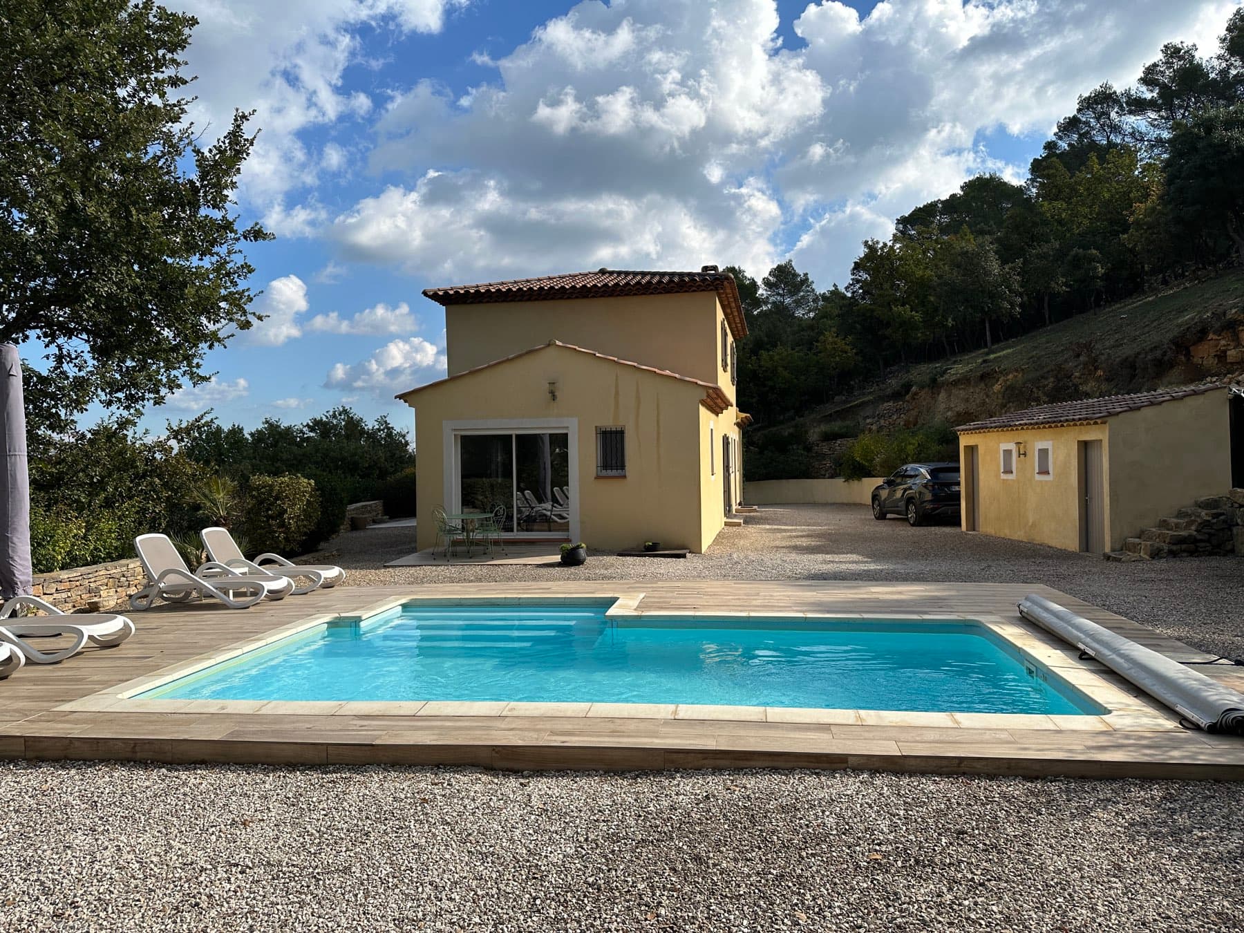 Villa d'architecte avec piscine dans l'arrière-pays varois, à Besse-sur-Issole