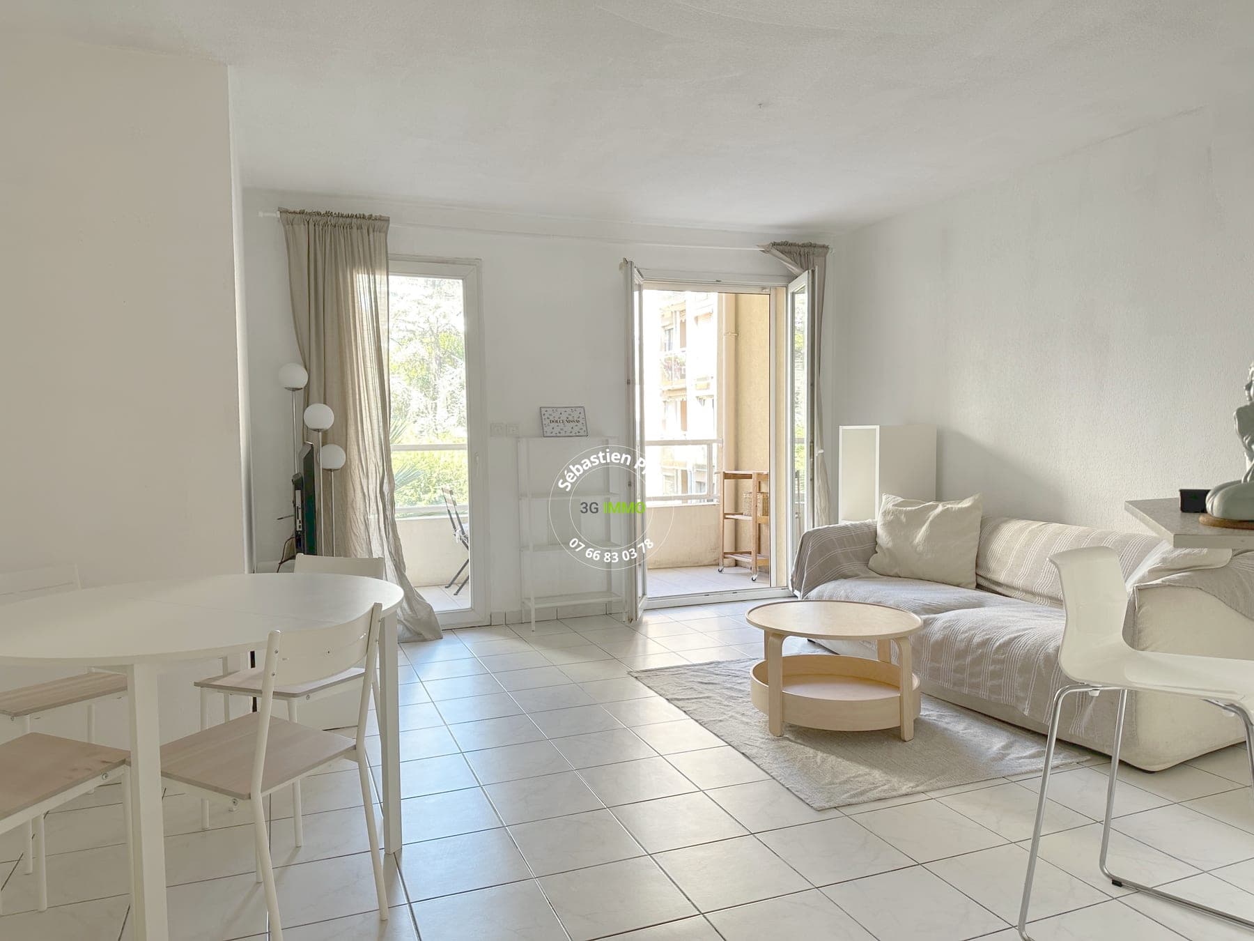 CANNES – 2 PIÈCES MEUBLÉ AVEC LOGGIA & GARAGE — Cannes